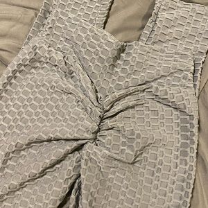 Never Worn “Scrunchy” Leggings!